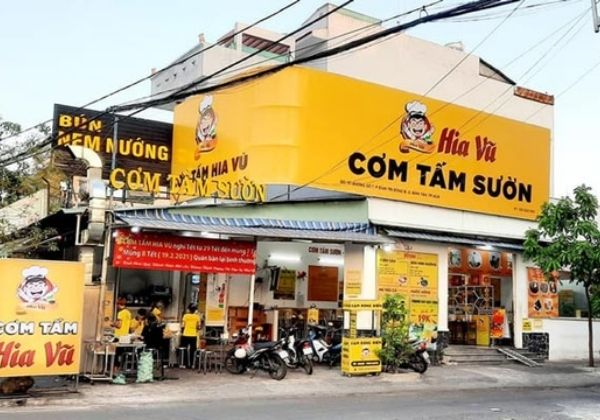 <p style="text-align: center;"><strong>Bảng hiệu qu&aacute;n ăn</strong></p>